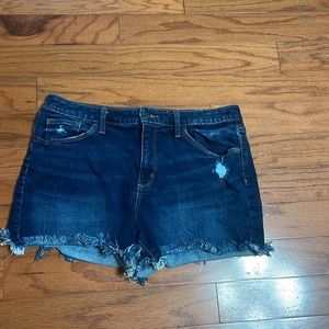 distress dark wash shorts, stretchy